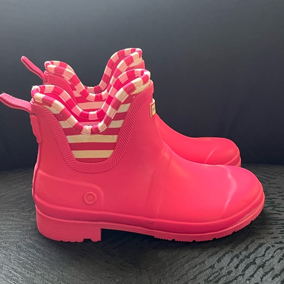 Hunter Other - Hunter For Target ankle barbie pink white stripe rain boots booties shoes